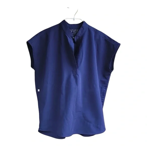 FIGS Rafaela Oversized Scrub Top Navy XS FIONx 3 Pocket Healthcare WXXSW1003 - Picture 6 of 7